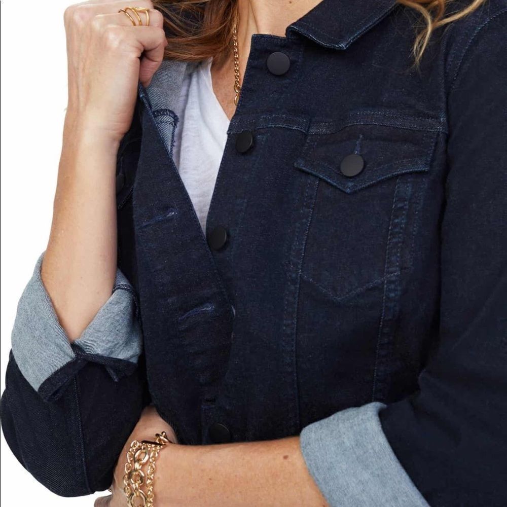 Collared denim jacket